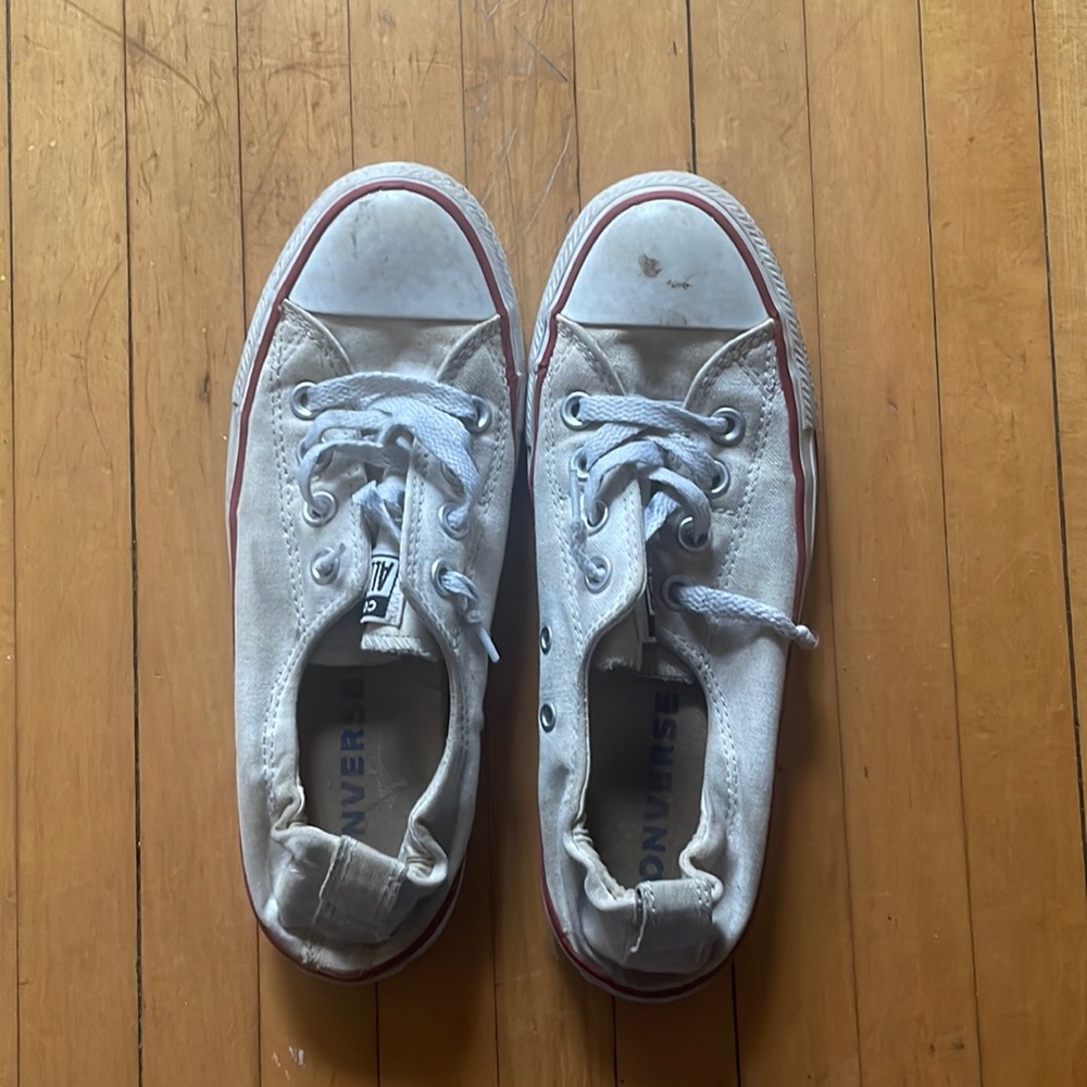 Converse low top